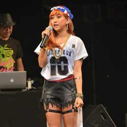 「Campus Summit 2013」でライブパフォーマンスを行ったJASMINE