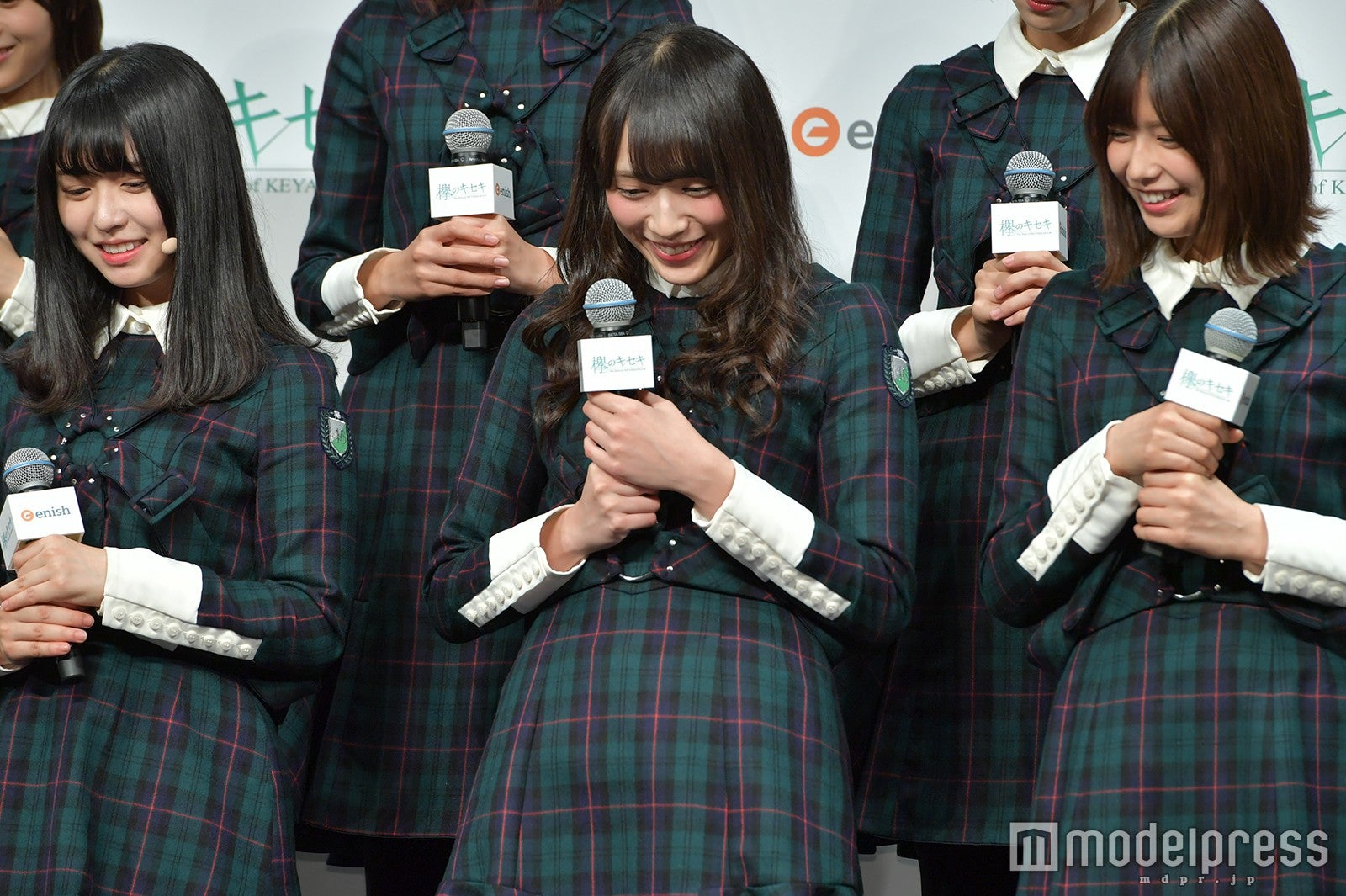 長濱ねる、渡辺梨加、渡邉理佐（C）モデルプレス