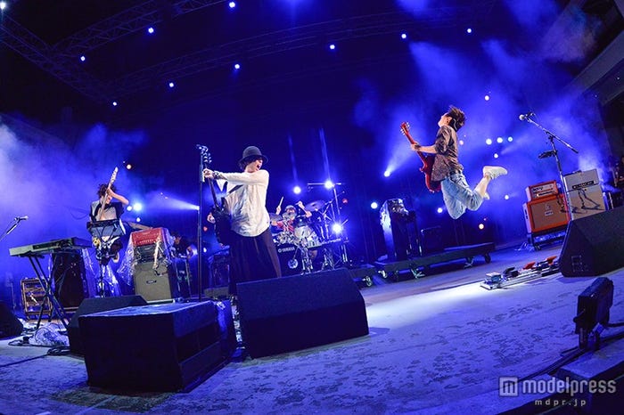 RADWIMPS/(C)SWEET LOVE SHOWER 2015