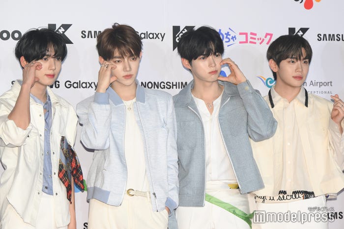 ZEROBASEONE/ハン・ユジン、ジャン・ハオ、ソン・ハンビン、キム・テレ(C)モデルプレス