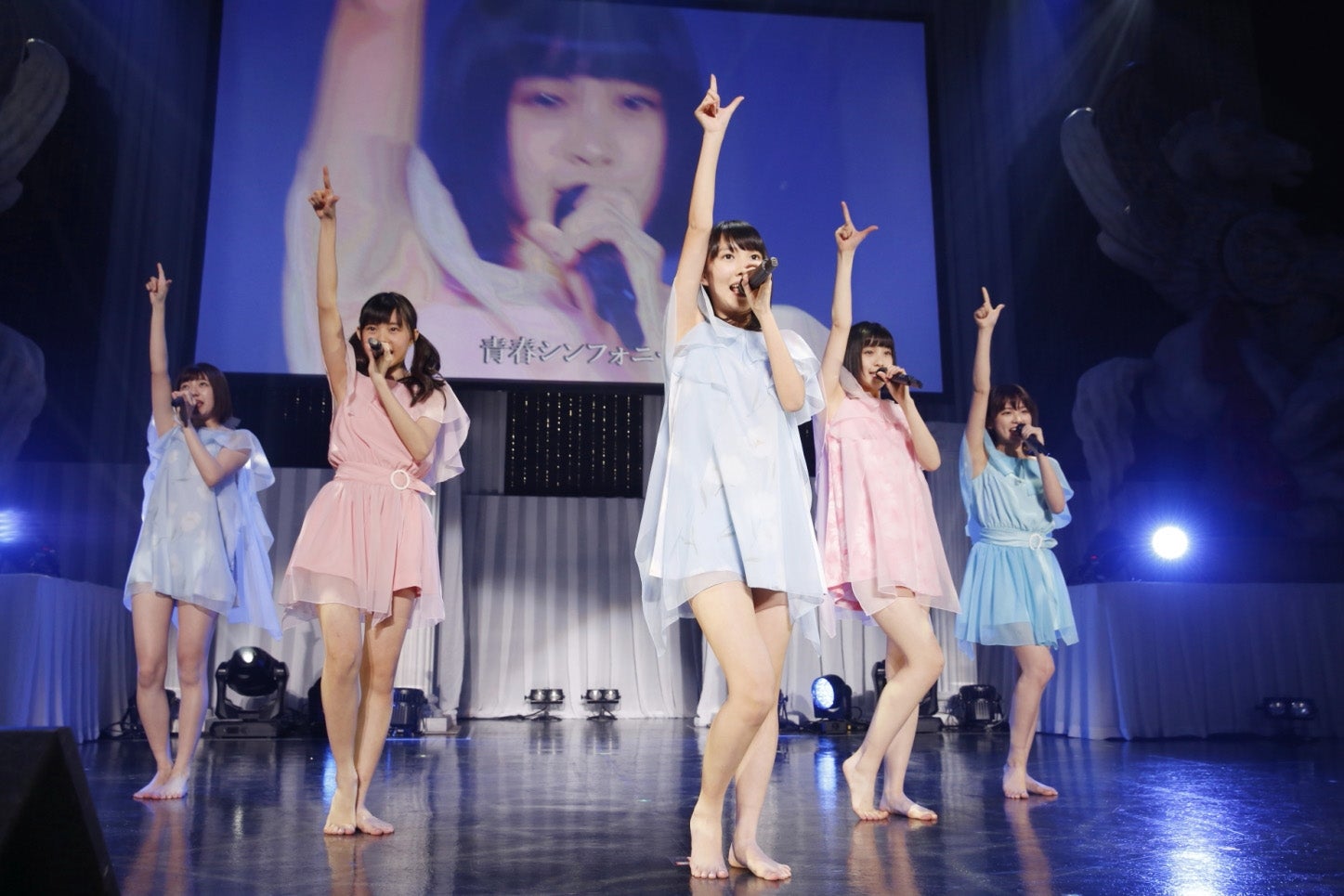 Love Cocchi（写真提供：ユニバーサルミュージック合同会社）