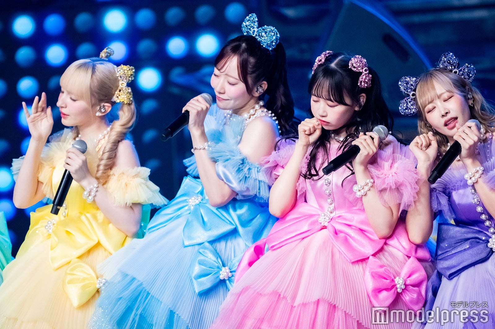 FRUITS ZIPPER（C）モデルプレス