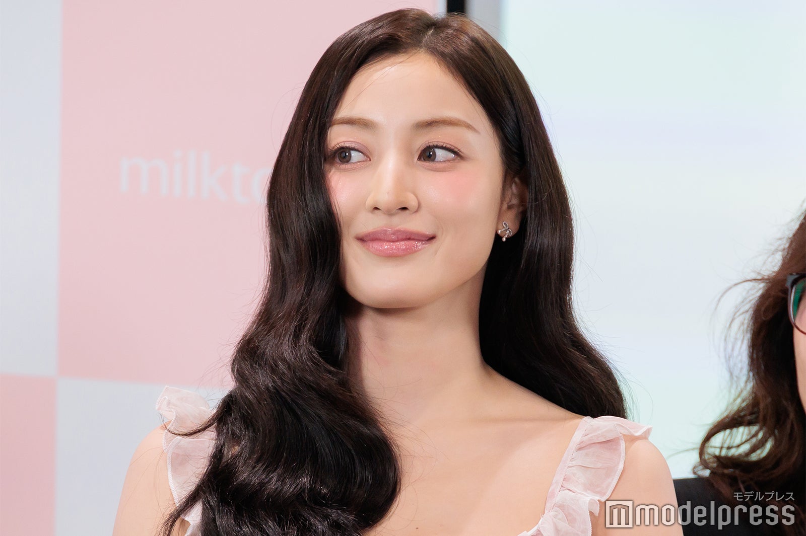 ジヒョ（C）モデルプレス