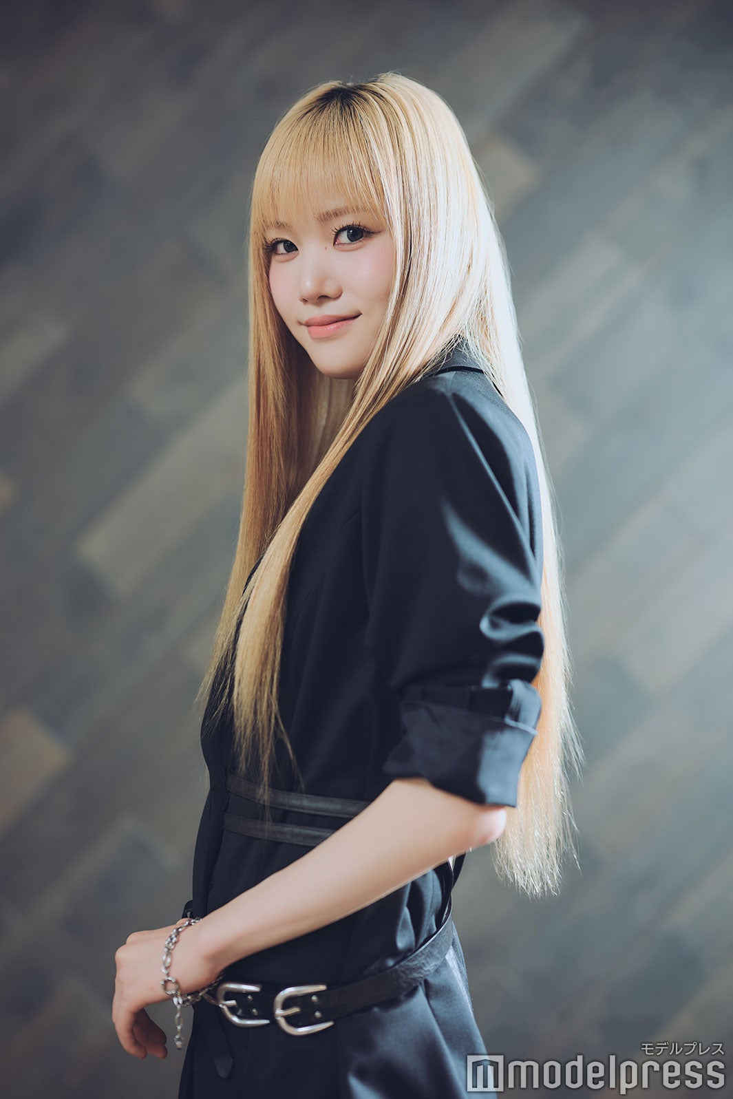リンカ（安藤梨花）（C）モデルプレス