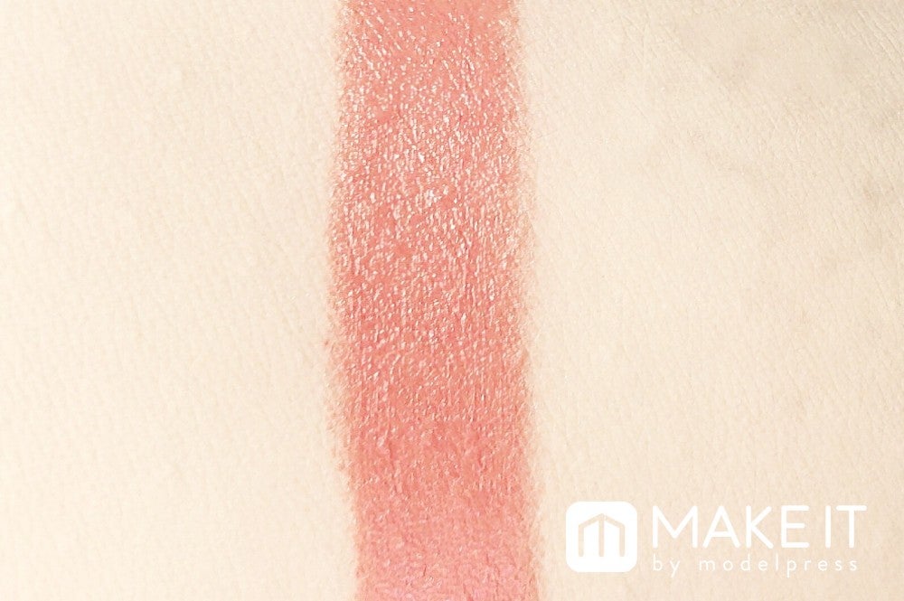 【ちふれ】「口紅」“418”使用 (C)メイクイット