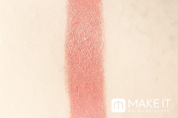 【ちふれ】「口紅」“418”使用 (C)メイクイット