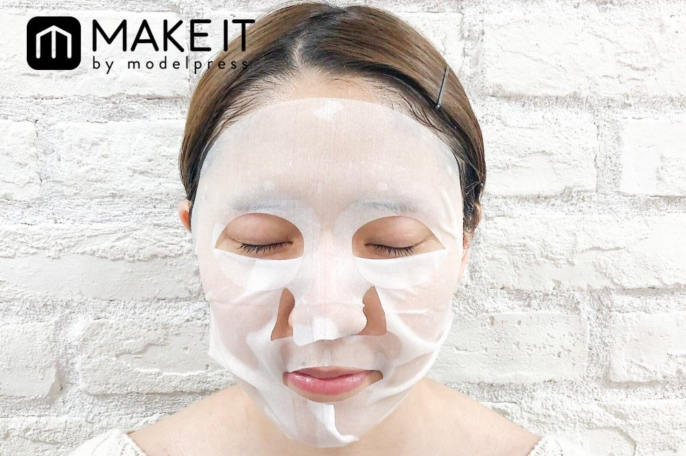 無印良品／エイジングケアシートマスク 使用 (C)メイクイット