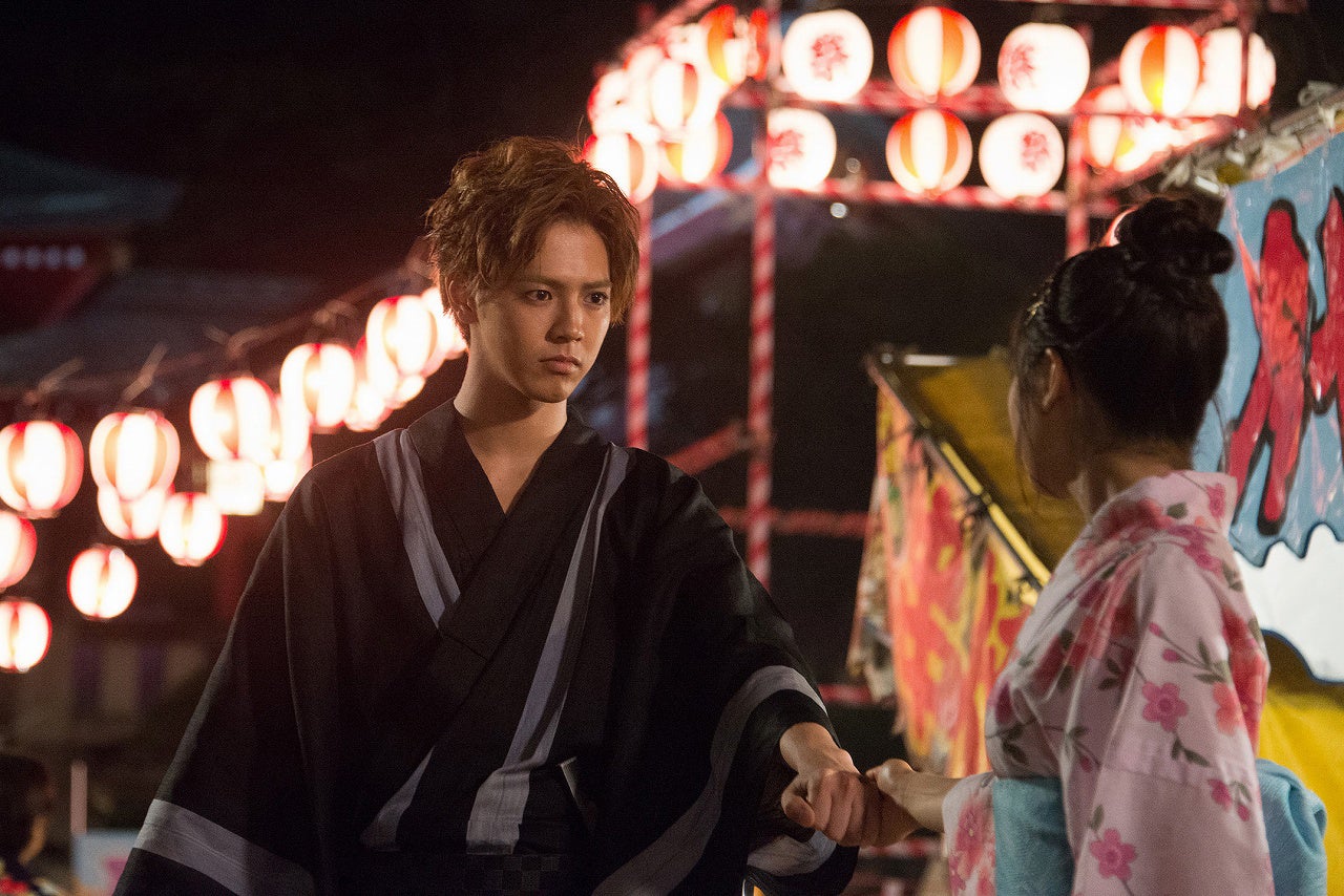 「兄に愛されすぎて困ってます」場面カット（C）2017「兄こま」製作委員会（C）夜神里奈／小学館