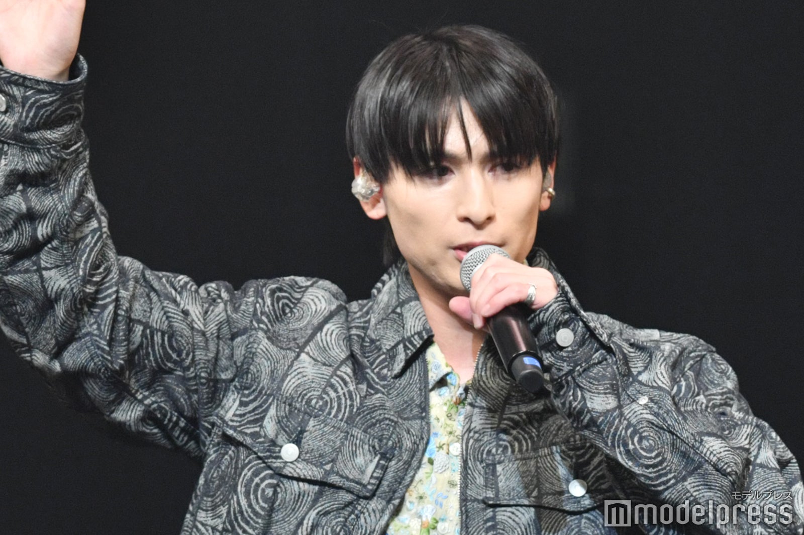 lol（C）モデルプレス