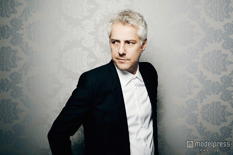 “ラウンジ・ミュージックの貴公子”ステファン・ポンポニャックが来日