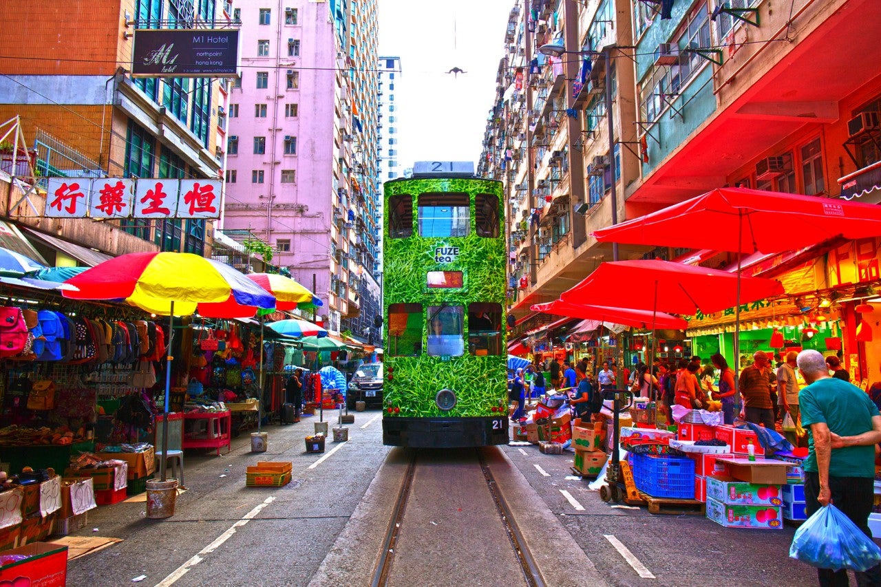 香港トラムで巡る観光スポット5選、極上ルーフトップバーや穴場エリア