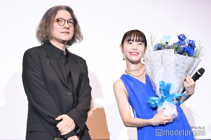 岩井俊二監督、アイナ・ジ・エンド(C)モデルプレス