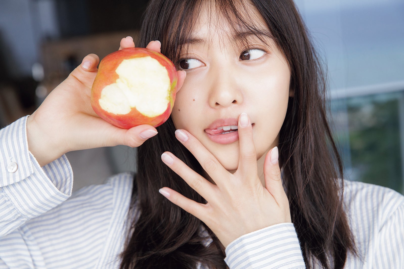 『佐野ひなこ写真集　最高のひなこ』佐野ひなこ著 講談社