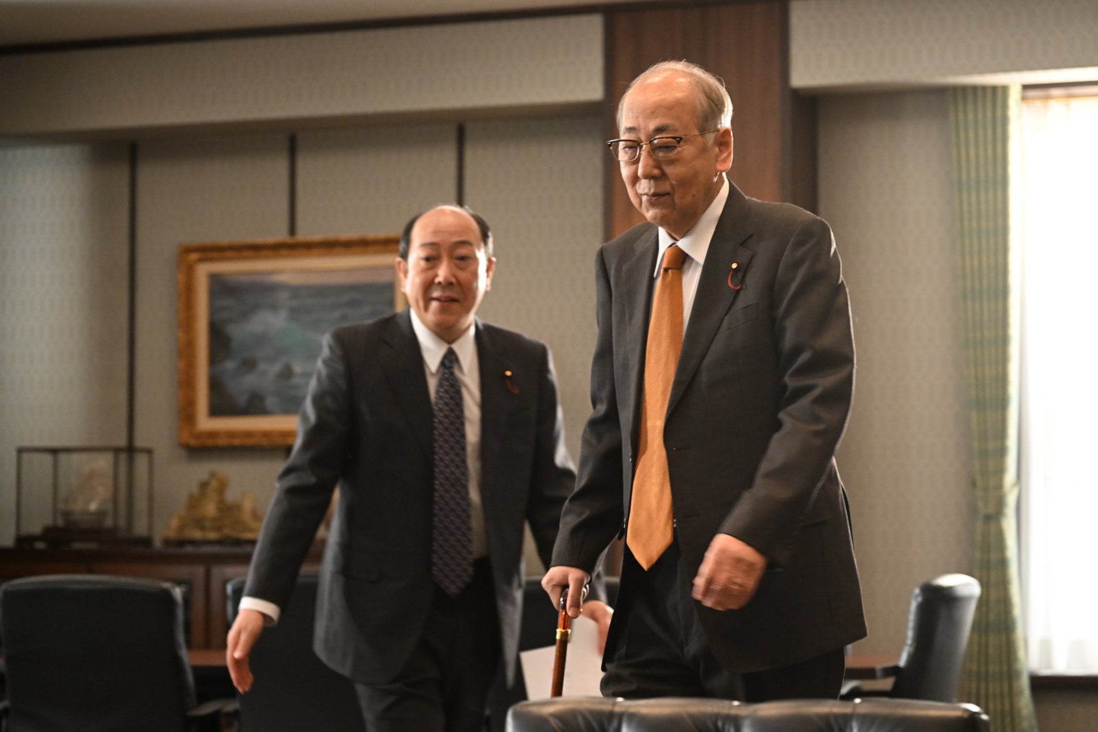 （右）岸部一徳 「罠の戦争」第10話より（C）カンテレ