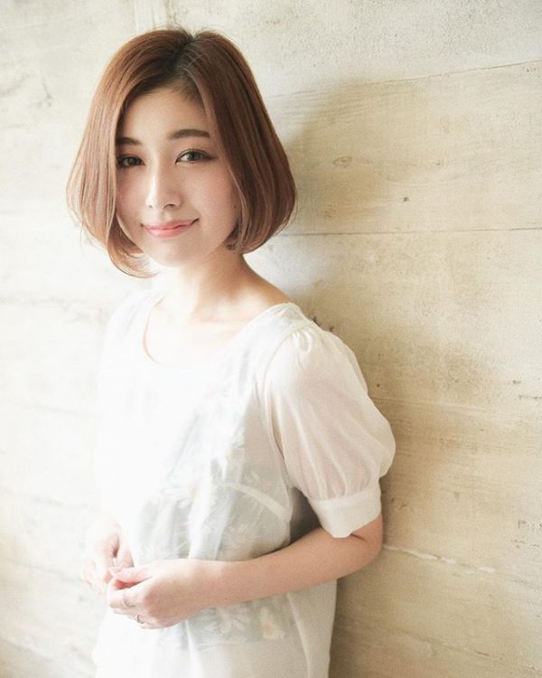 40代のお洒落な 前下がりボブ 大人女性におすすめの髪型を大公開 モデルプレス 40代のお洒落な 前下がりボブ 大人女性におすすめの髪型を大公開 モデルプレス