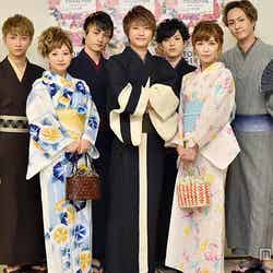 AAA（左から）與真司郎、伊藤千晃、日高光啓、西島隆弘、末吉秀太、宇野実彩子、浦田直也