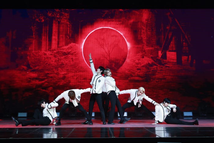 ENHYPEN(C)BELIFT LAB