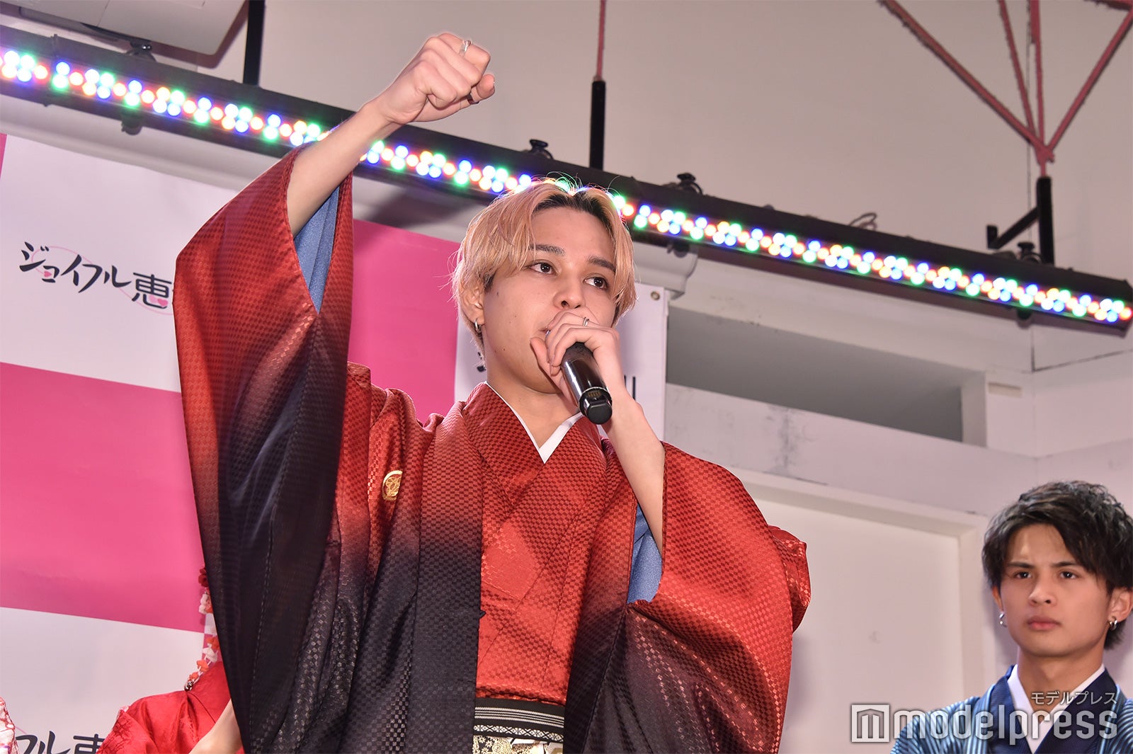 バトシン（C）モデルプレス