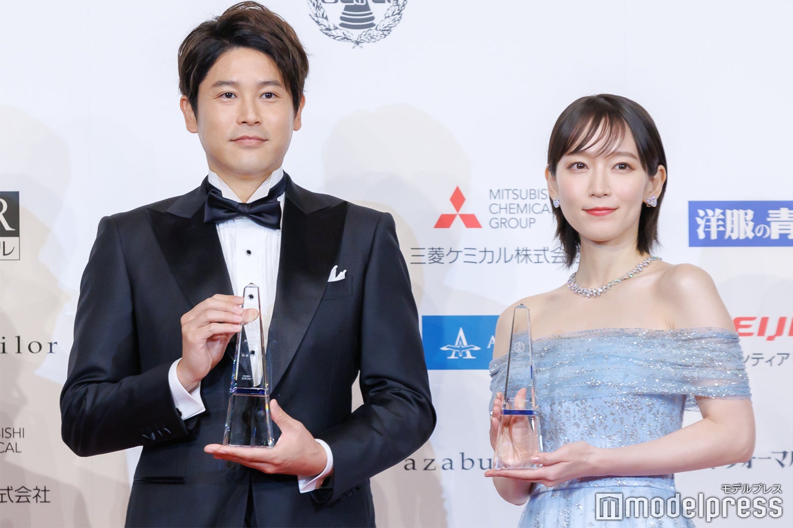 内田篤人、吉岡里帆（C）モデルプレス