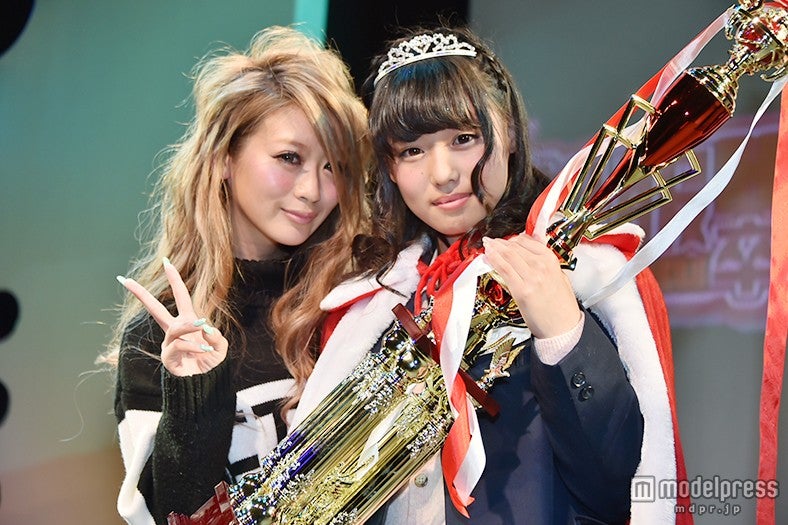 “日本一かわいい女子高生”を決めるミスコンは「人生を変える」、出身モデルが語った「後悔」とは