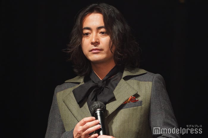 山田孝之(C)モデルプレス