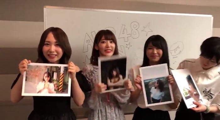 高橋朱里1st写真集公式ツイッター(@juri_1st_0724)より