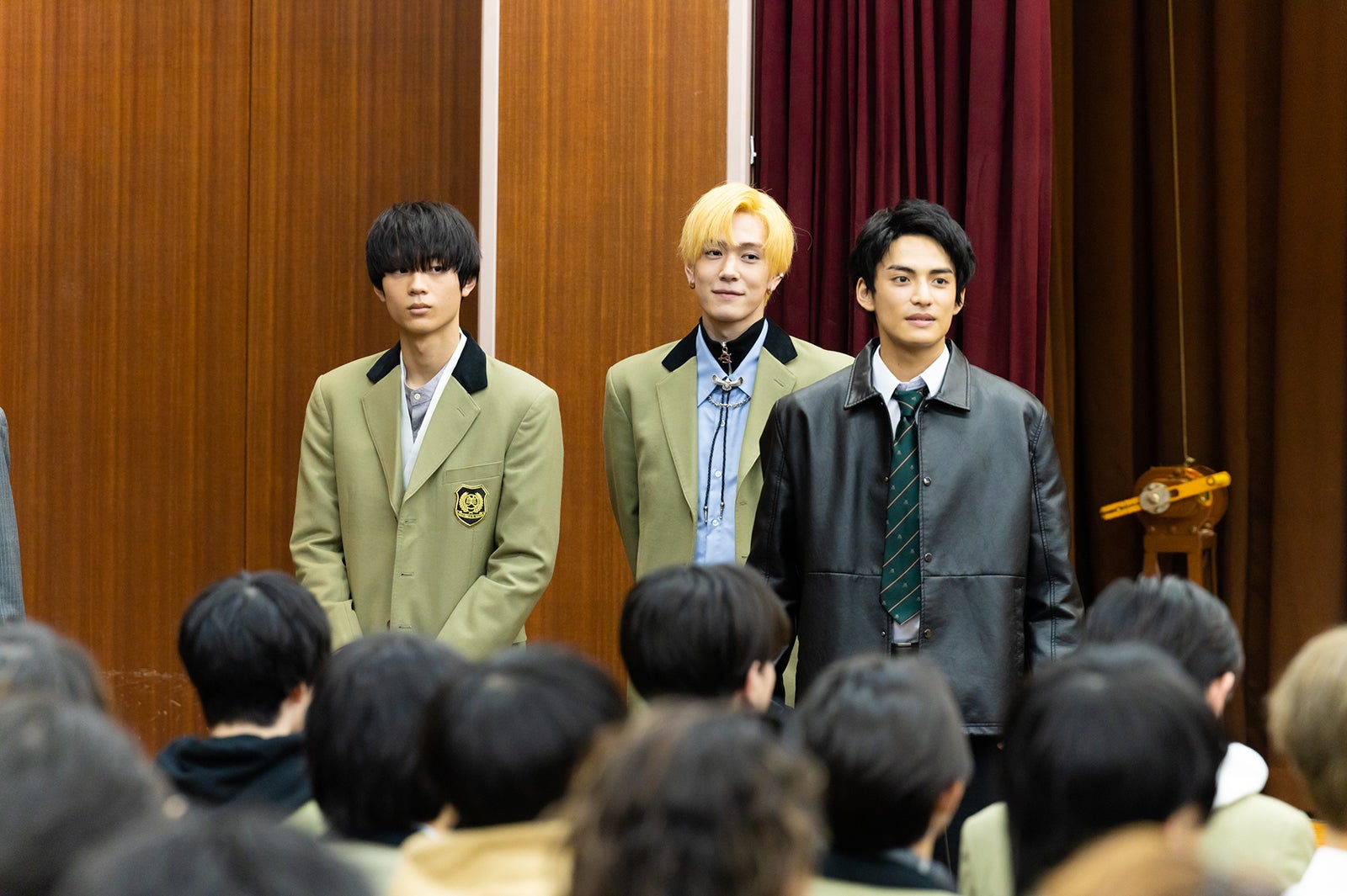 水沢林太郎、内藤秀一郎、藤枝喜輝 「もしも、イケメンだけの高校があったら」より（C）テレビ朝日