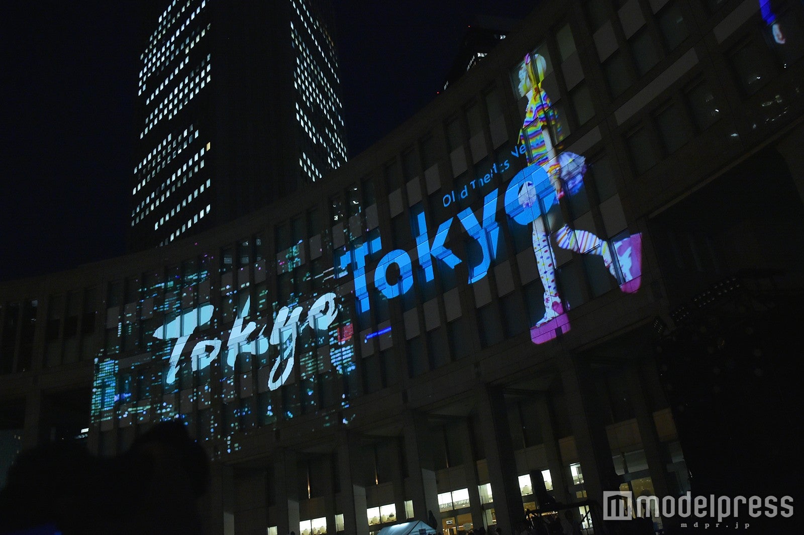 （C）モデルプレス