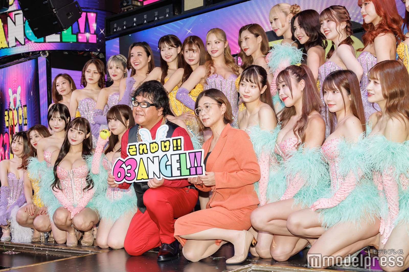 ロクサンエンジェル（旧バーレスク東京）】もも サイン入り写真