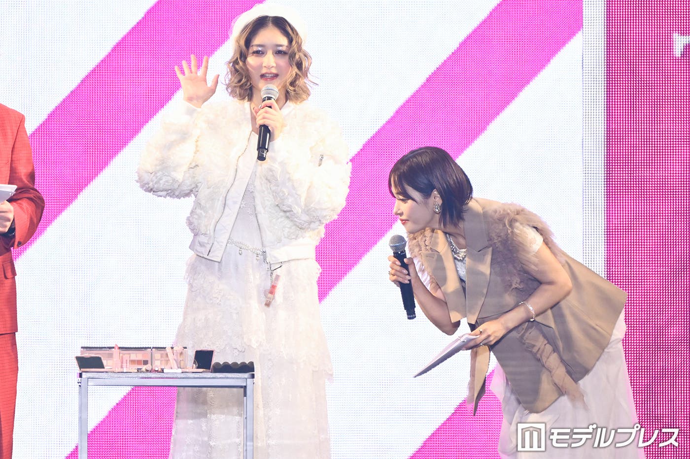 みちょぱ、鷲見玲奈(C)モデルプレス