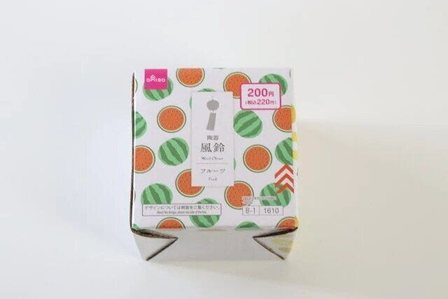ダイソー　陶器風鈴（フルーツ）　パッケージ