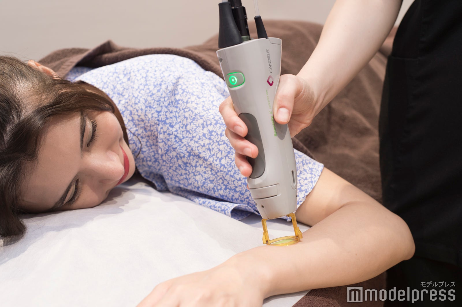 （C）モデルプレス