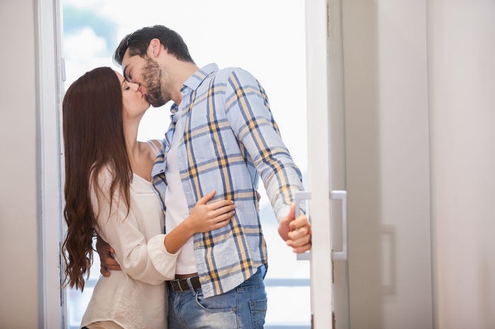 彼に心地よい刺激を(Photo-by-wavebreakmedia)