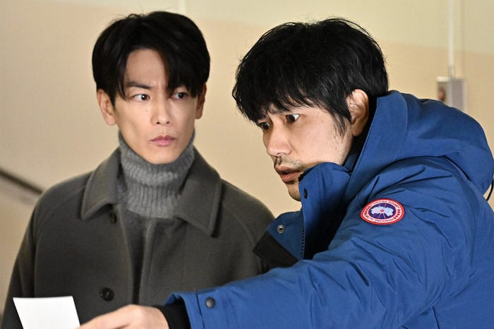 佐藤健、松山ケンイチ/ 「100万回 言えばよかった」第6話より(C)TBS