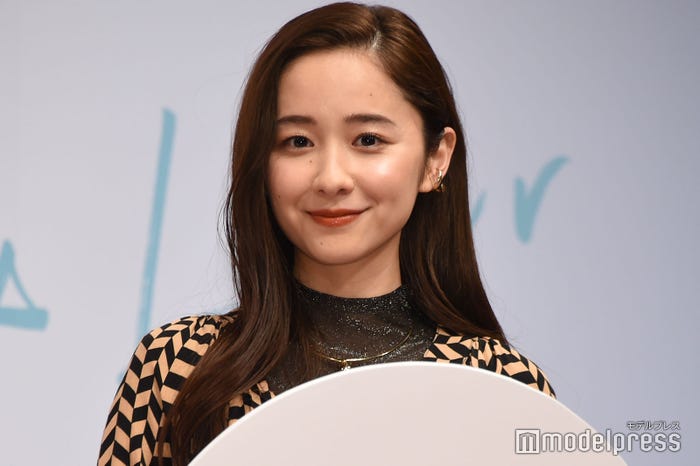 堀田真由 (C)モデルプレス