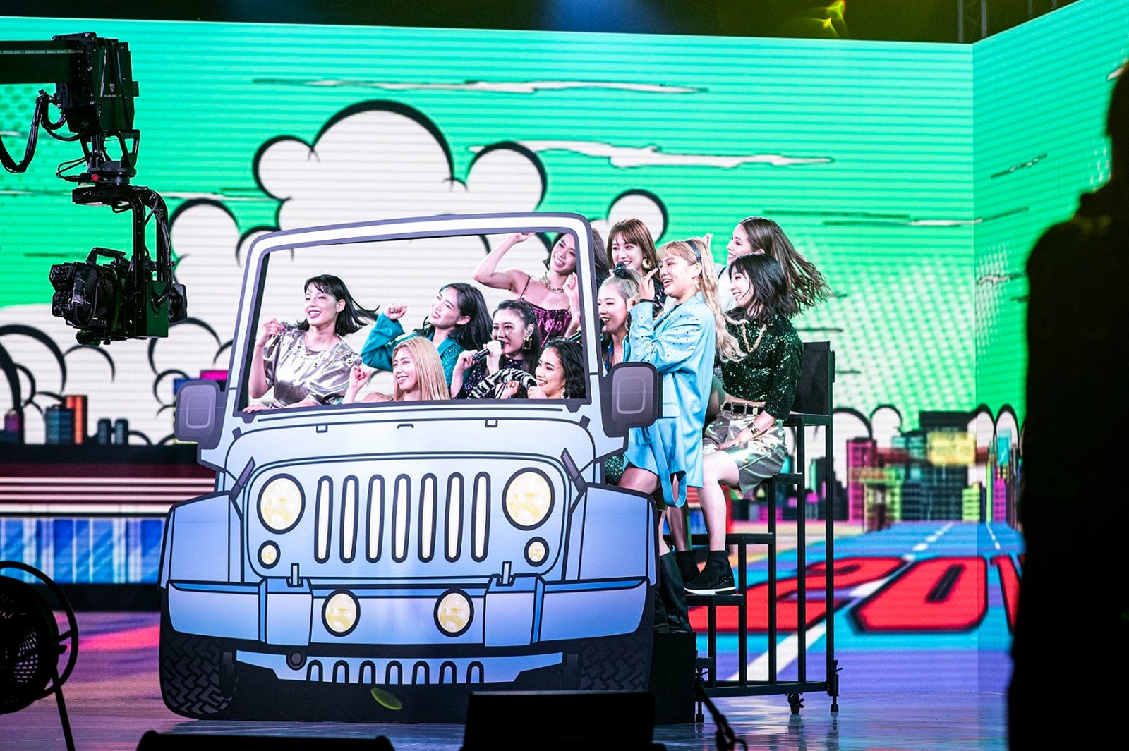 E-girls、久々ライブでファンに感謝　解散に向けた活動展開は未定