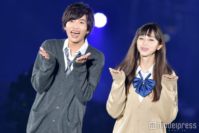 志尊淳、中条あやみ (C)モデルプレス