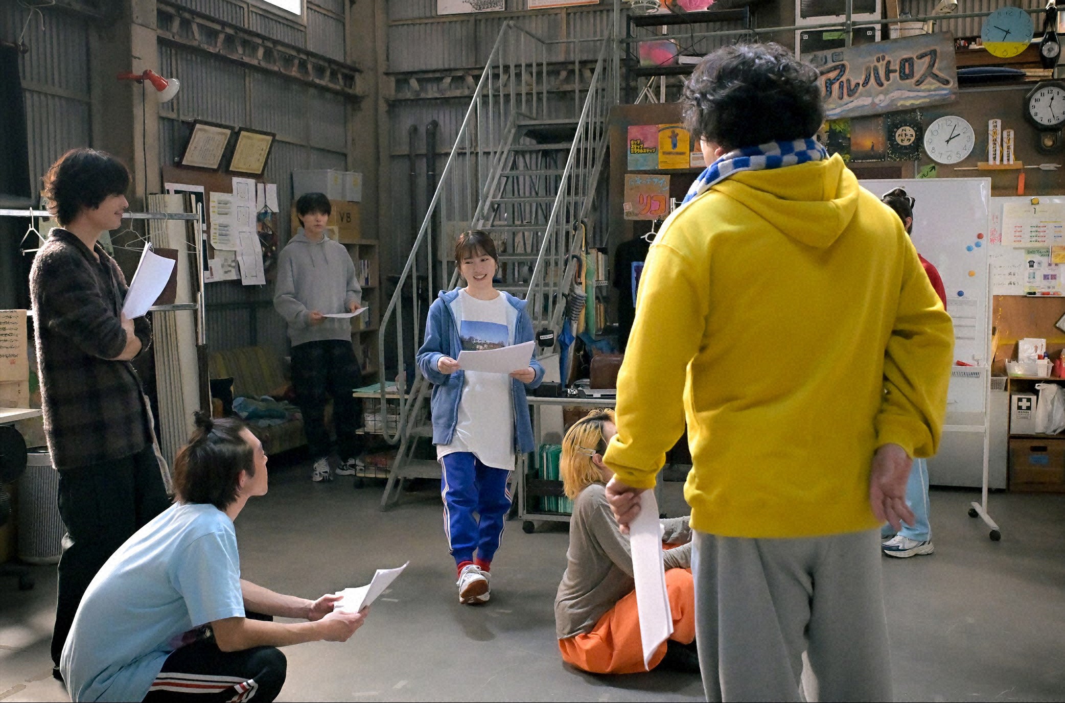 塩野瑛久、吉村界人、兵頭功海、志田未来、難波なう、板倉武志「未来のムスコ」第1話（C）TBS