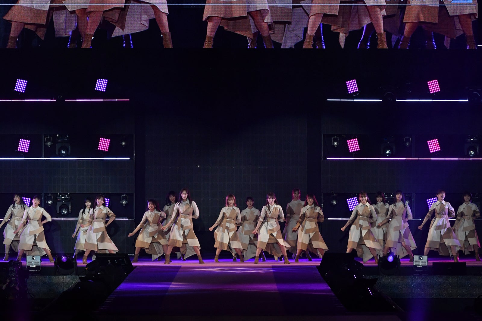 日向坂46（C）Rakuten GirlsAward 2022 SPRING／SUMMER