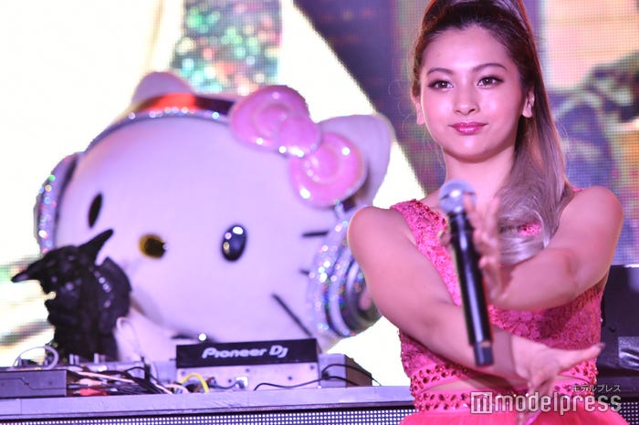 キティちゃん、ゆきぽよ (C)モデルプレス