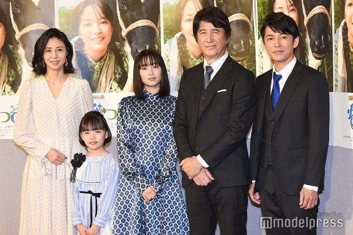 松嶋菜々子、粟野咲莉、広瀬すず、草刈正雄、藤木直人(C)モデルプレス