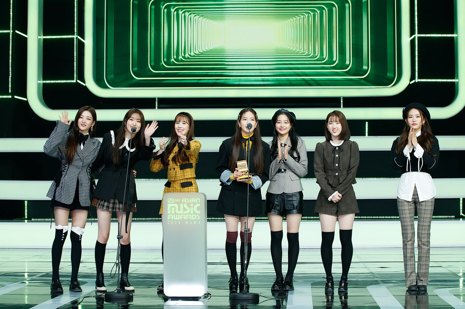 Weeekly （C）CJENMCo.,Ltd,AllRightsReserved.