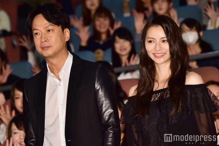 椎名桔平、香里奈(C)モデルプレス