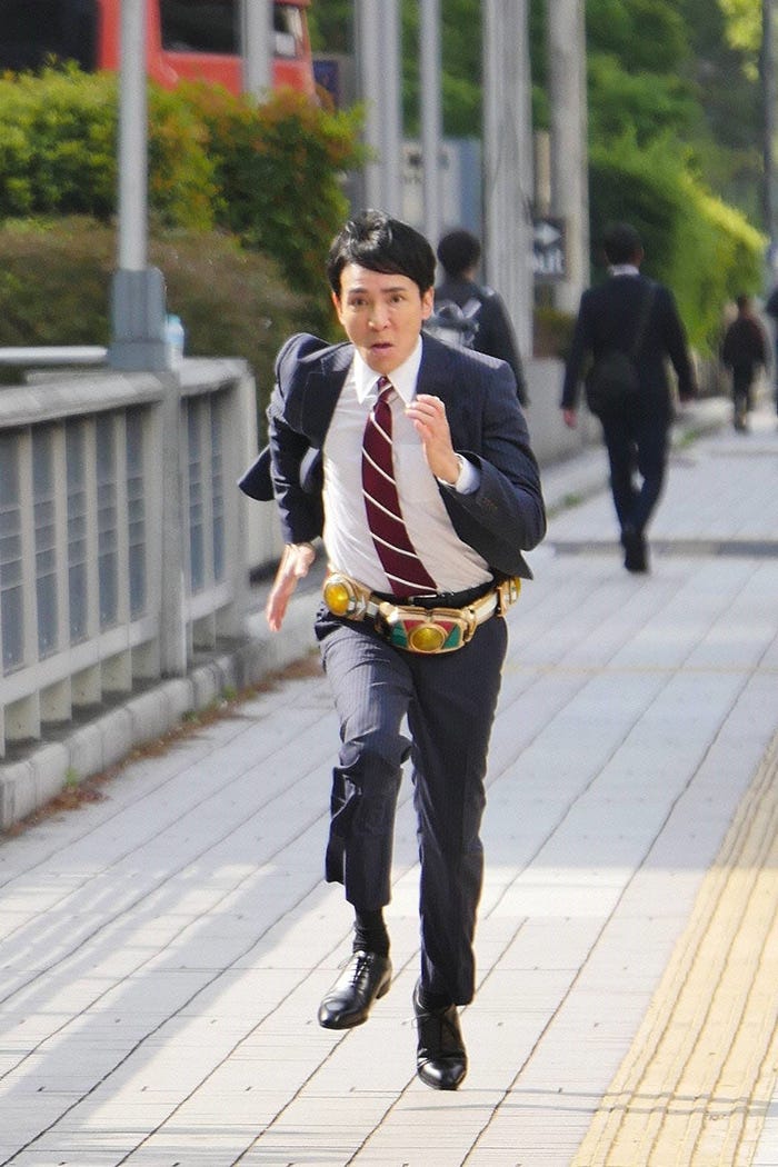 郷ひろみ/『永遠のヒーロー』より(C)フジテレビ