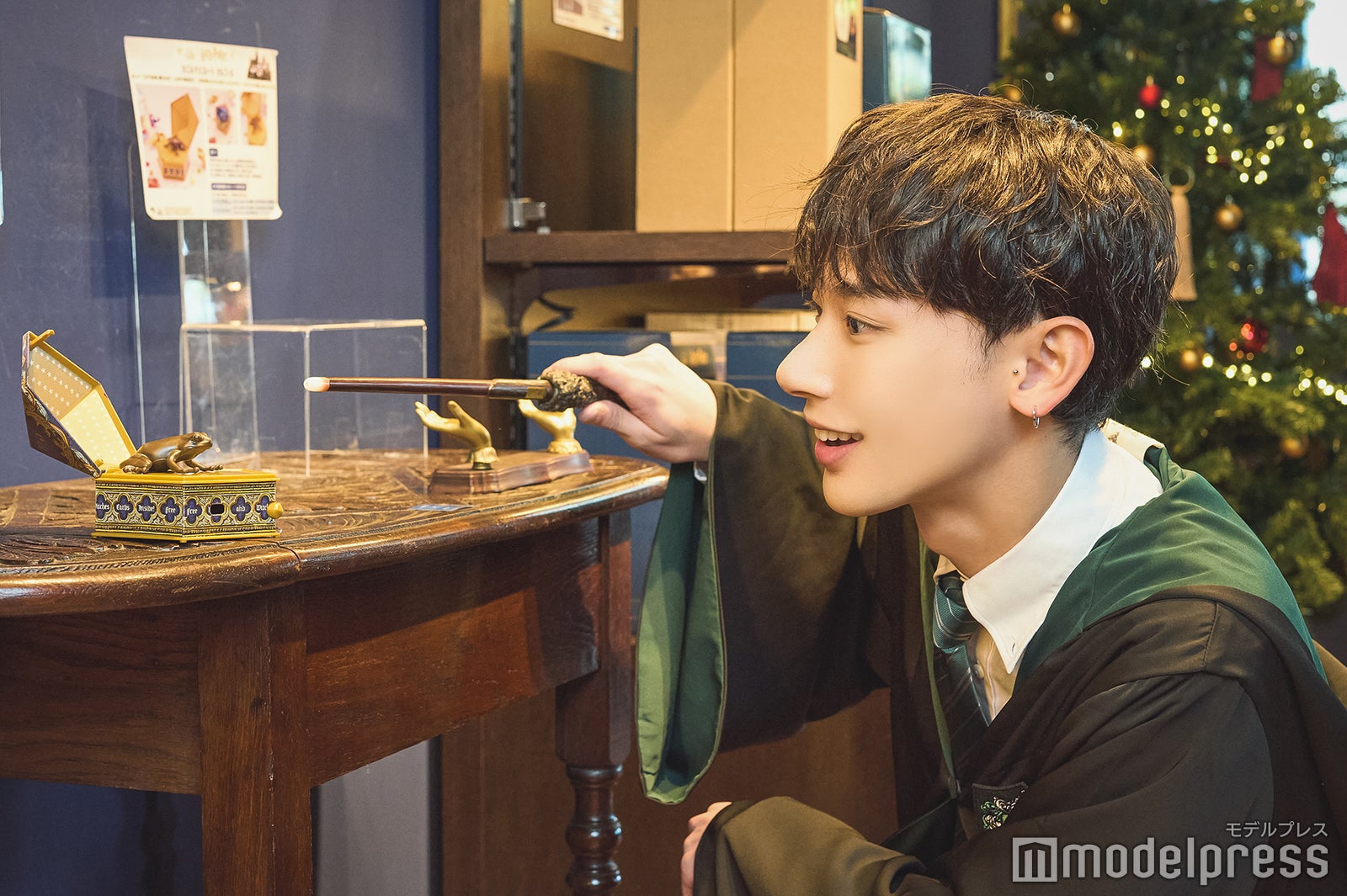 ハリー・ポッター 音声認識魔法の杖 ～ハリー・ポッターver.1.5～（C）モデルプレス