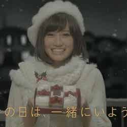 彼氏と過ごすクリスマスを演じたAKB48前田敦子