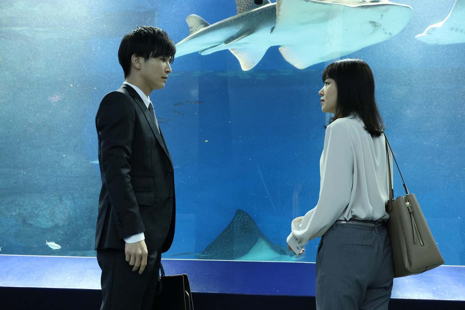 岩田剛典、奈緒「あなたがしてくれなくても」第10話より（C）フジテレビ