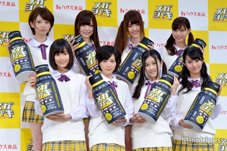 ハウス「メガシャキ」新CM発表会に出席した乃木坂46（上段左から）橋本奈々未、白石麻衣、松村沙友理、西野七瀬（下段左から）生田絵梨花、生駒里奈、星野みなみ、桜井玲香