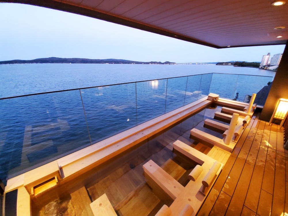 石川「和倉温泉 白鷺の湯 能登海舟」七尾湾の絶景望むオーシャンビューの温泉ホテル