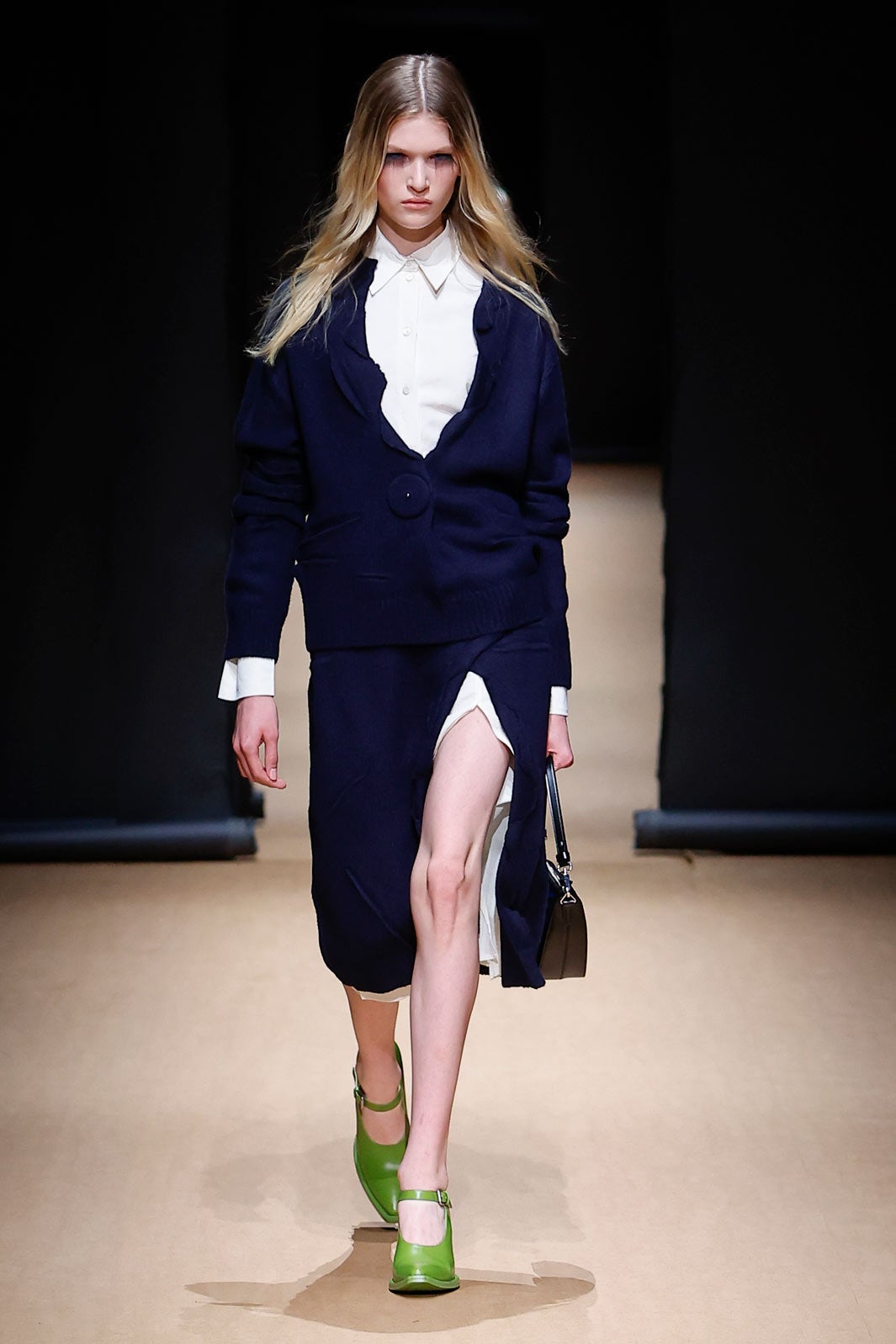 「TOUCH OF CRUDE」より（提供写真）